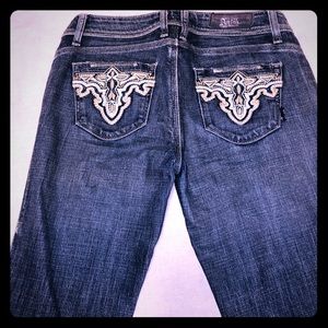 Antik demin jeans in size 26. Barely worn!